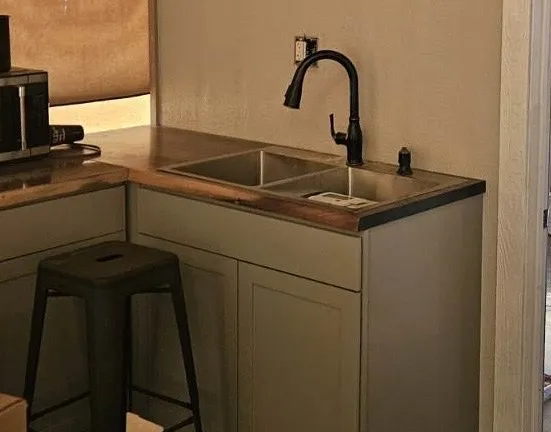 Kitchen sink